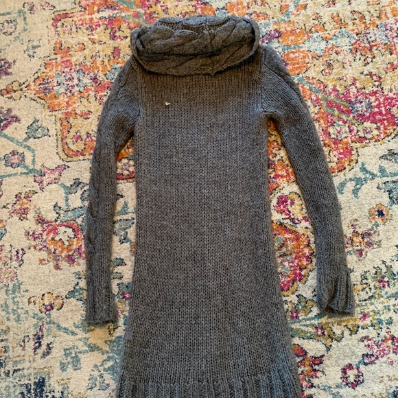 H&M sweater dress - Picture 2 of 3